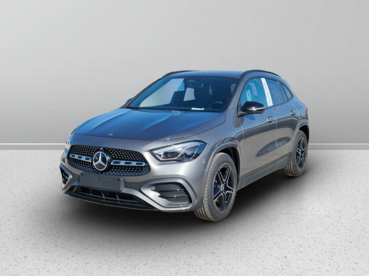 1 - Mercedes-Benz GLA 200 d automatic