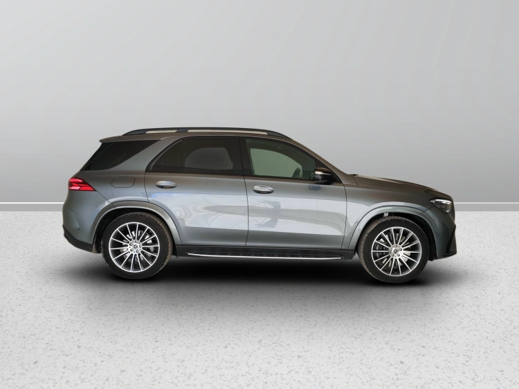 7 - Mercedes-Benz GLE 350 de phev AMG Line Premium 4matic auto
