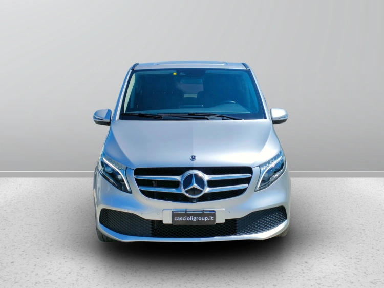 2 - Mercedes-Benz Classe V Long 220 d Executive 4matic auto