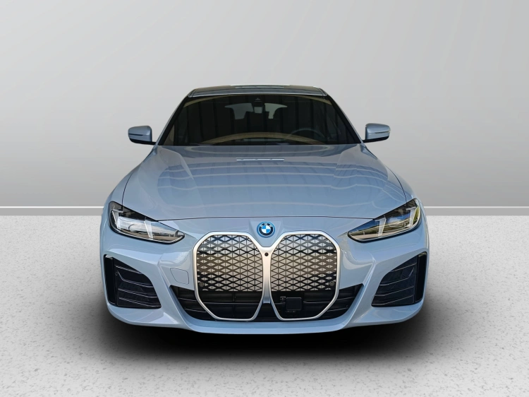 2 - BMW i4 BMW i4 xDrive40 MSport Edition