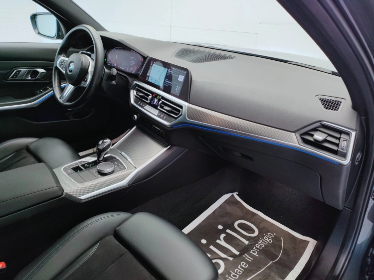 14 - BMW Serie 3 320d Touring mhev 48V Msport auto