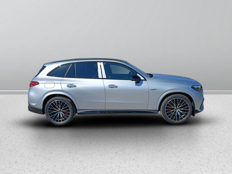 3 - Mercedes AMG GLC Mercedes-AMG GLC 43 4MATIC