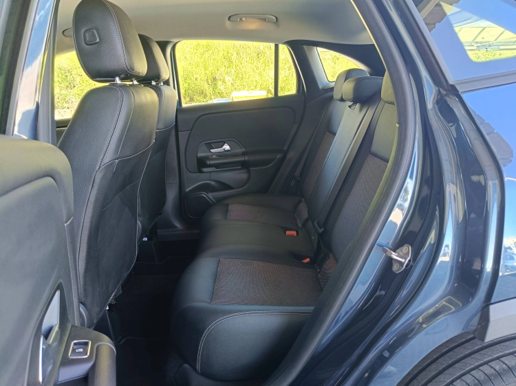 9 - Mercedes-Benz GLA 180 d Sport Plus auto