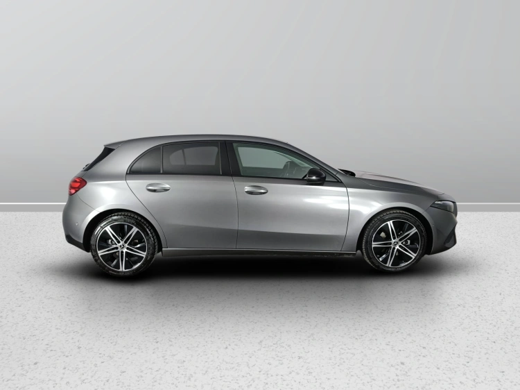 3 - Mercedes-Benz Classe A 180 d Progressive Advanced auto