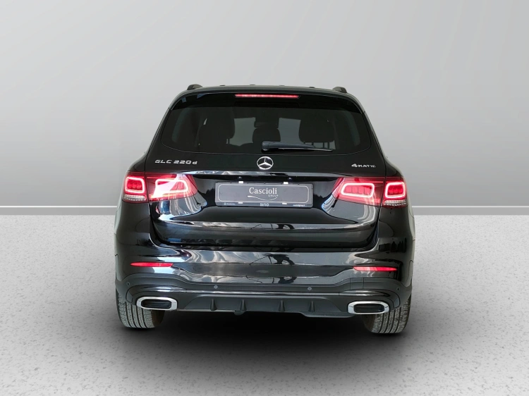 4 - Mercedes-Benz GLC 220 d Premium 4matic auto