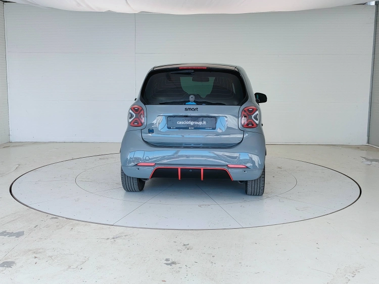 6 - smart fortwo Fortwo eq Edition One 22kW