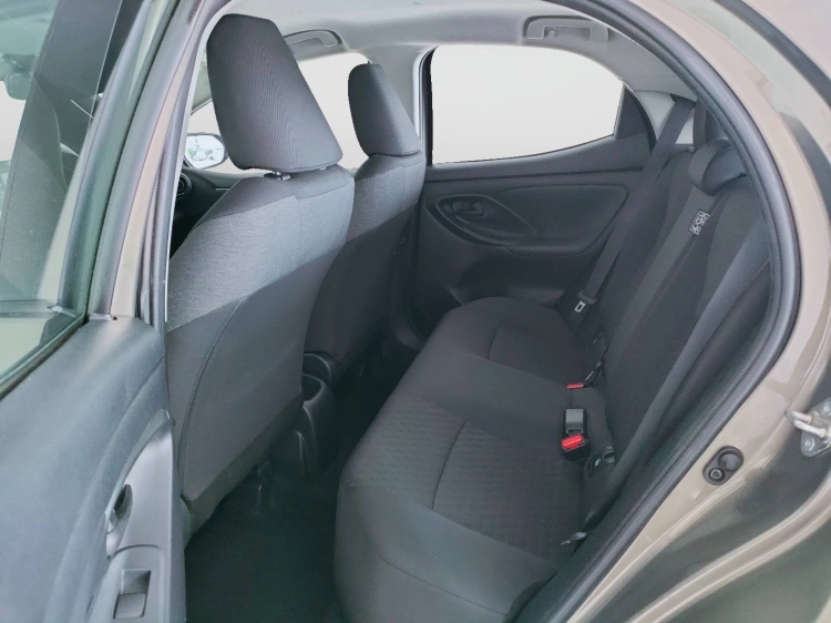 16 - Toyota Yaris Yaris 1.0 Trend