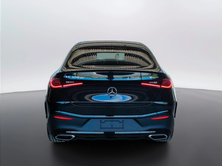 4 - Mercedes-Benz GLC 300 de 4Matic Plug-in Hybrid Coupe