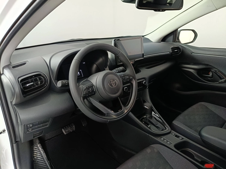 7 - Toyota Yaris YARIS 15H ECVT 5P TREND MY25