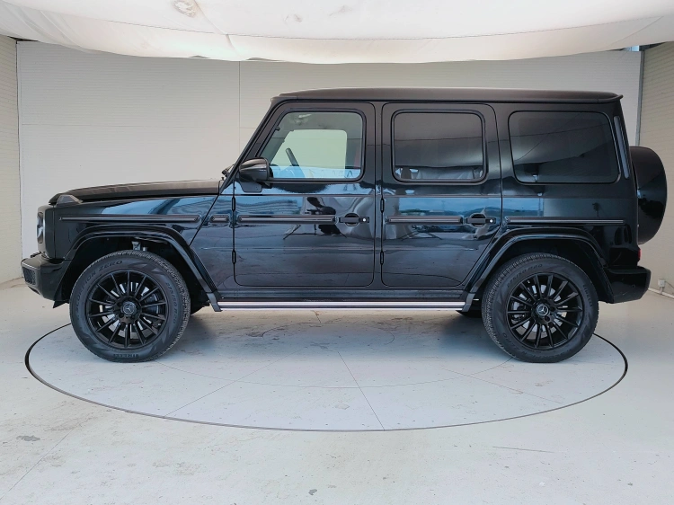 3 - Mercedes-Benz Classe G 400 d Premium Plus 330cv auto