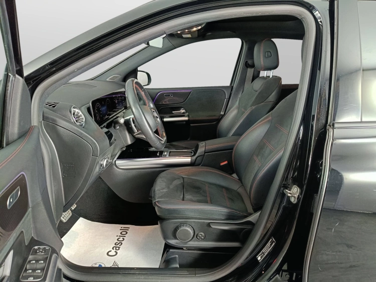 8 - Mercedes-Benz Classe B 180 d AMG Line Advanced Plus auto