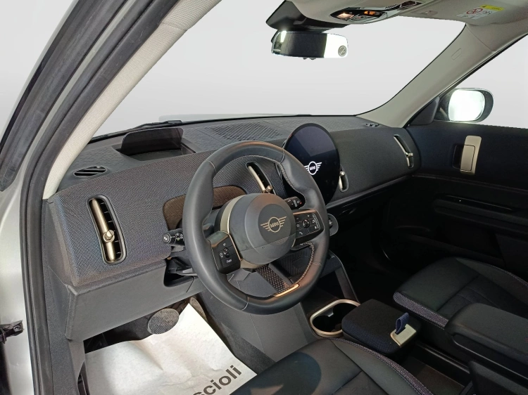 7 - MINI Countryman Mini Countryman 2.0 48V D Classic auto