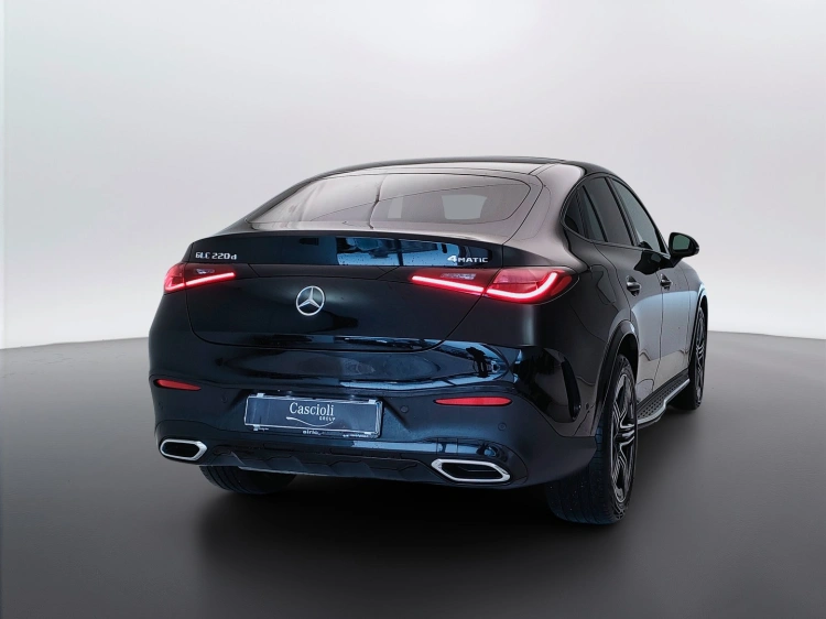 6 - Mercedes-Benz GLC 220 d AMG Line Premium Plus 4matic auto