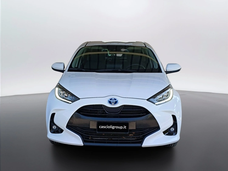 2 - Toyota Yaris Yaris 1.5h Trend