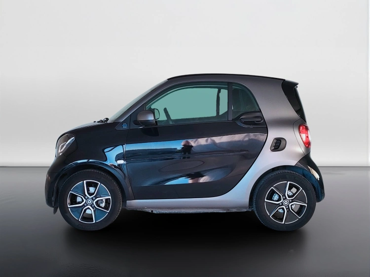 3 - smart fortwo Fortwo eq Passion 22kW