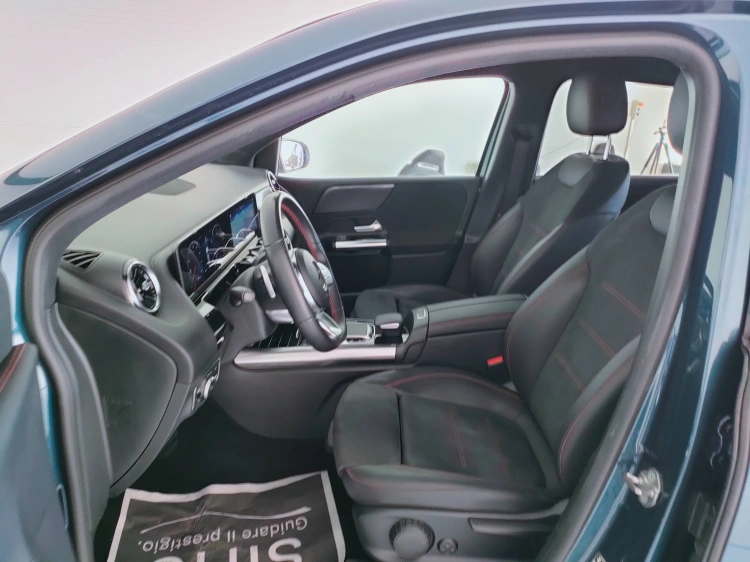 17 - Mercedes-Benz Classe B 180 d Premium auto