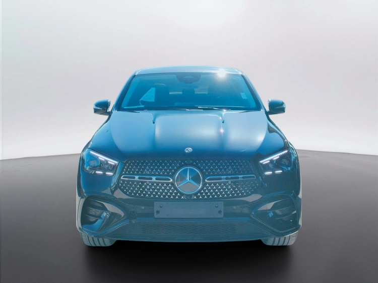 2 - Mercedes-Benz GLE 300 d 4MATIC Coupe