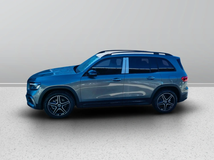 3 - Mercedes-Benz GLB 200 d Automatic