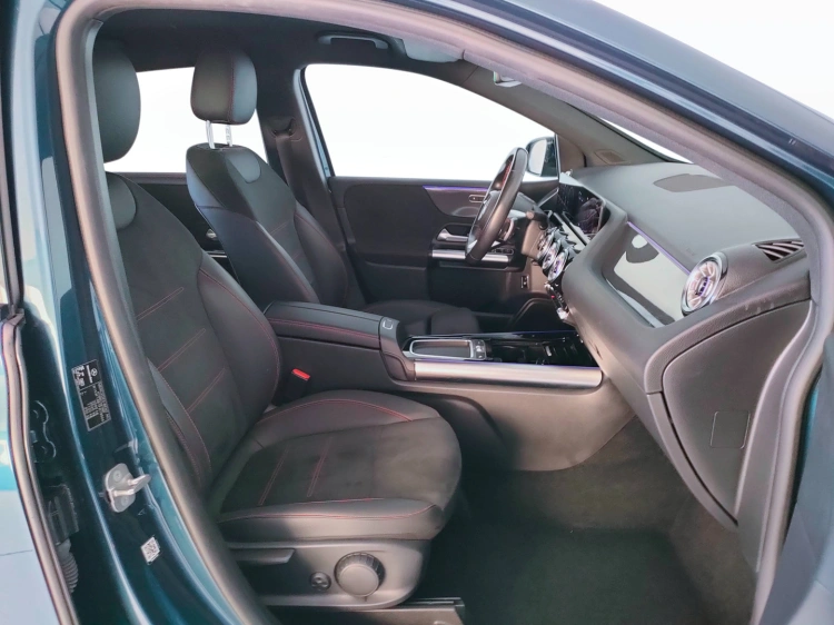 9 - Mercedes-Benz Classe B 180 d AMG Line Advanced Plus auto