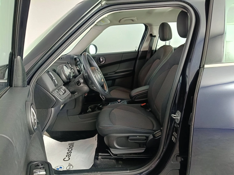 9 - MINI Countryman Mini Countryman F60 2017 - Mini Countryman 1.5 One D auto 7m
