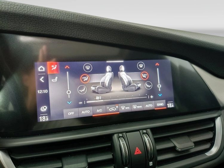 15 - Alfa romeo Giulia Giulia 2.2 t Veloce 160cv auto