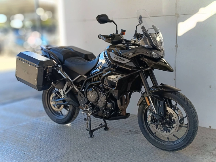2 - Triumph Tiger Tiger 900 GT Abs