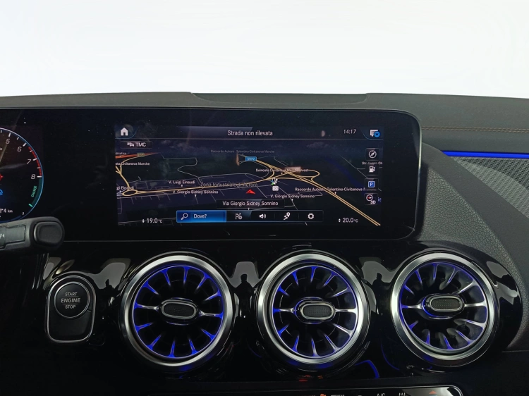 13 - Mercedes-Benz GLA Mercedes 250 e phev (eq-power) Sport Plus auto