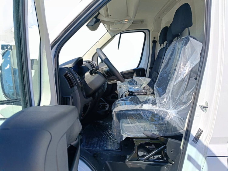 10 - Toyota Professional Proace Max PMAX VAN 120M L2H2 33 S MY24