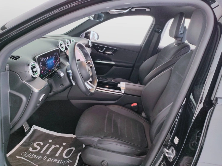 12 - Mercedes-Benz GLC 220 d mhev AMG Premium 4matic auto