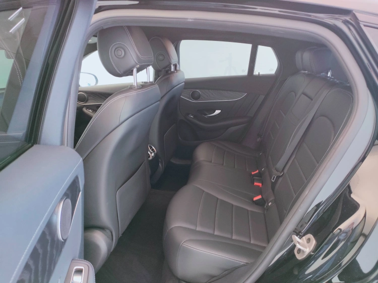 12 - Mercedes-Benz GLC Coupe 220 d Premium 4matic auto