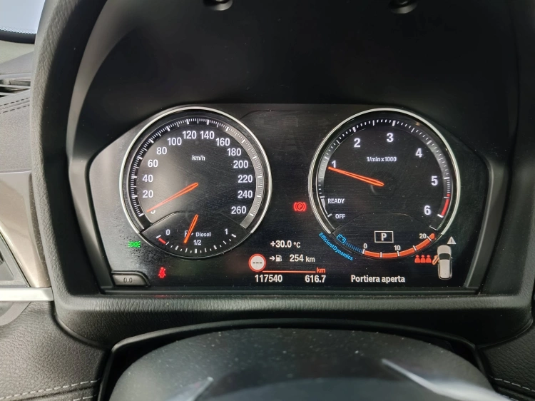 13 - BMW X1 X1 sdrive18d xLine auto