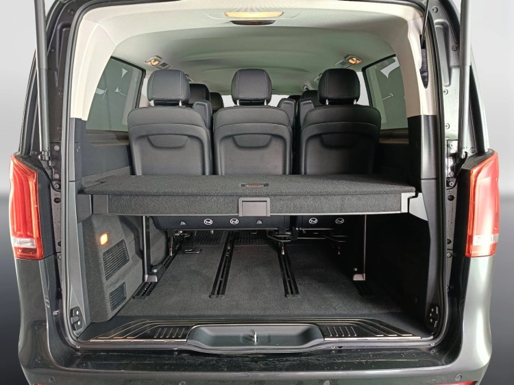 26 - Mercedes-Benz Classe V Extralong 300 d Premium 4matic auto