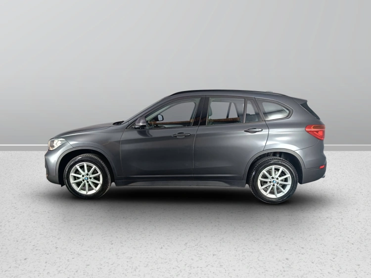 3 - BMW X1 X1 sdrive18d Advantage auto