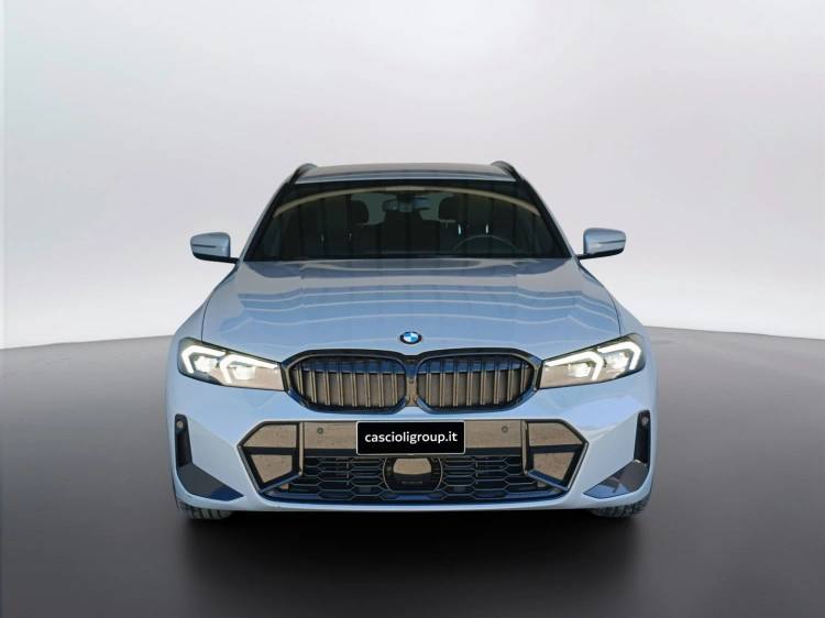 2 - BMW Serie 3 320d Touring mhev 48V xdrive MSport Pro auto