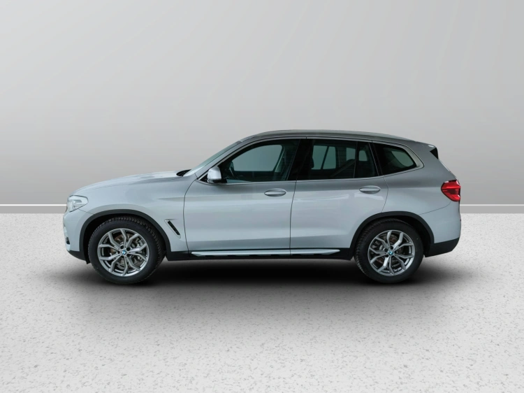 3 - BMW X3 