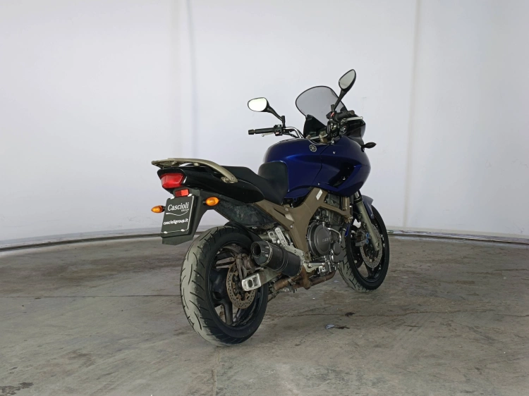 3 - Yamaha TDM TDM 900