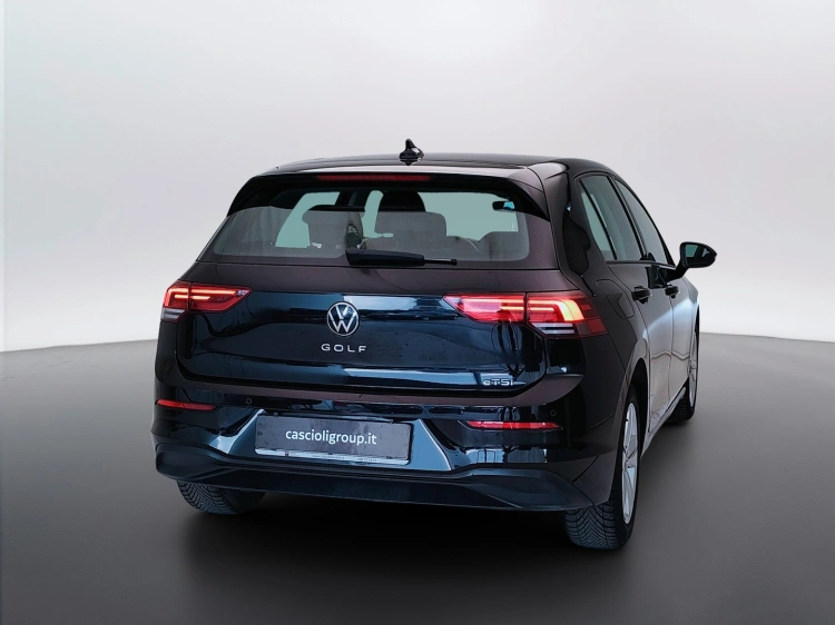 5 - Volkswagen Golf Golf 1.0 etsi evo Life 110cv dsg