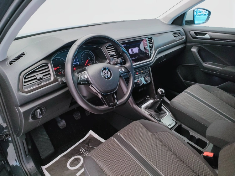 14 - Volkswagen T T-Roc 1.0 tsi Style 115cv