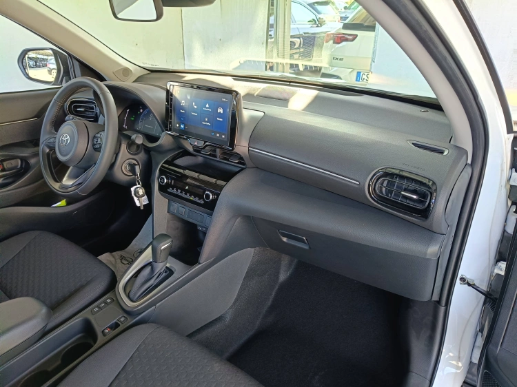 10 - Toyota Yaris Cross Yaris Cross 1.5h Active fwd 115cv e-cvt