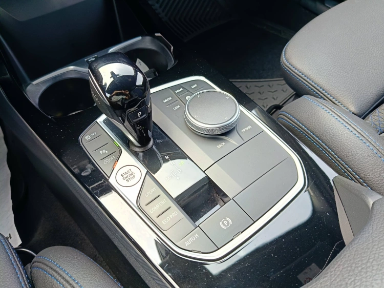 15 - BMW Serie 1 118d Msport auto