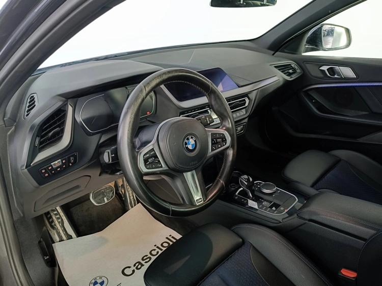 8 - BMW Serie 1 116d Msport auto