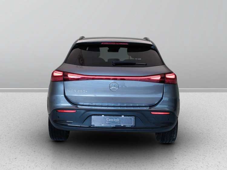 4 - Mercedes-Benz EQA 250+