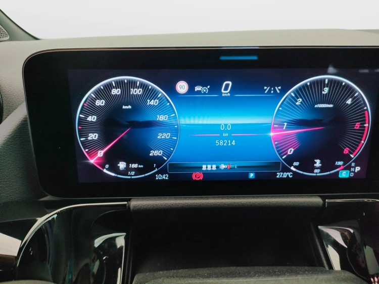 20 - Mercedes-Benz GLA 200 d AMG Line Advanced Plus Tech Edition auto