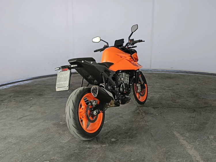 3 - Ktm Duke 990 Duke Abs