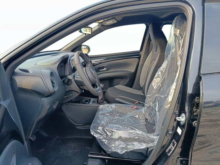 7 - Toyota AYGO X AYGO X 10B MT ACTIVE MY24