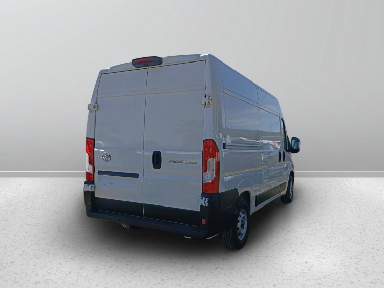 5 - Toyota Professional Proace Max PMAX VAN 120M L2H2 33 S MY24