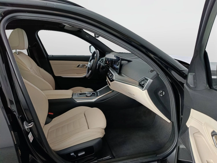 11 - BMW Serie 3 320d Touring mhev 48V MSport auto
