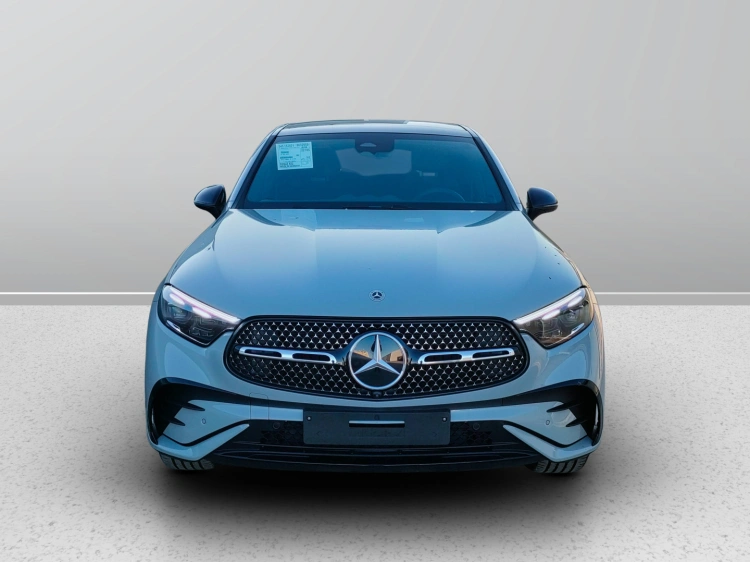 2 - Mercedes-Benz GLC 220 d 4MATIC Coupe