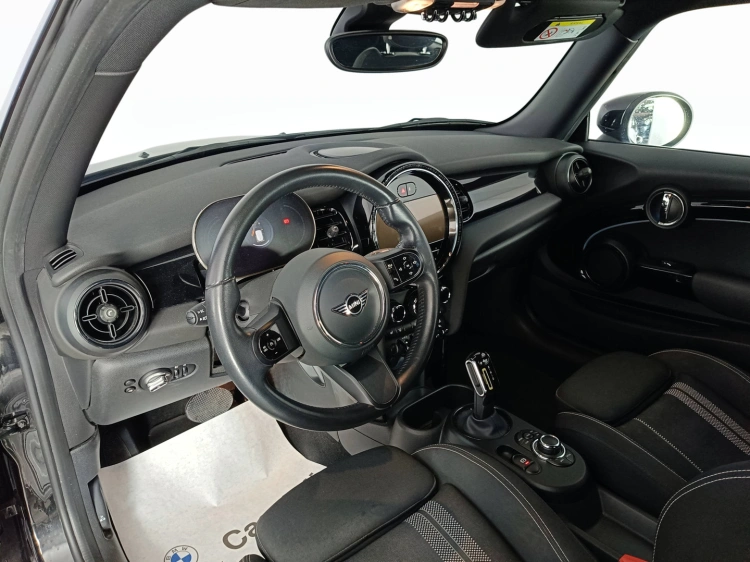 7 - MINI Cooper Mini 3p Cooper SE Classic auto