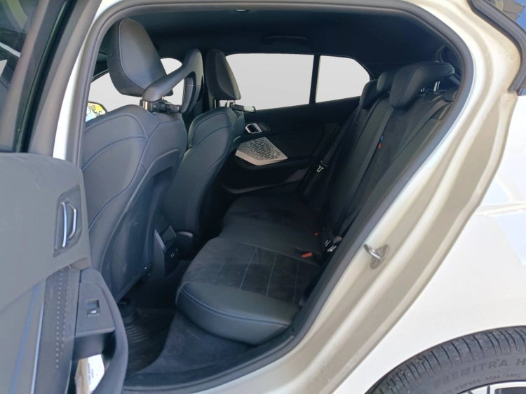9 - BMW Serie 1 118d MSport auto